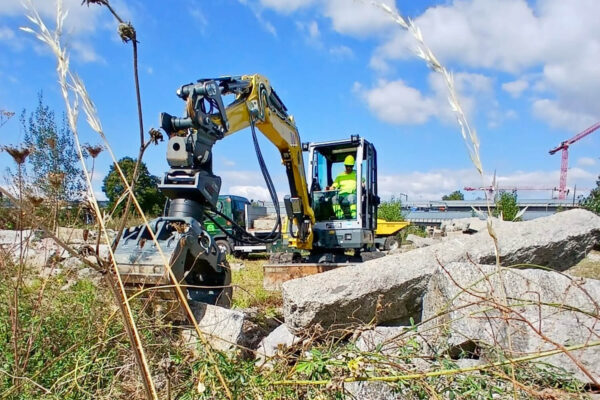 ms-gartenservice-rodungen-spezialeinsatz_Bagger_01